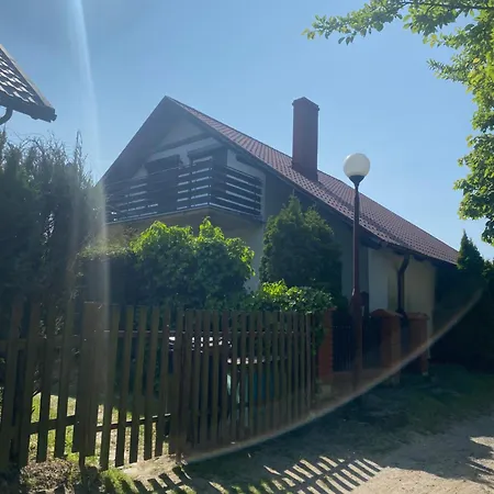 Dom Z Kominkiem Nad Jeziorem W Przybrodzinie Powidz  Exterior photo