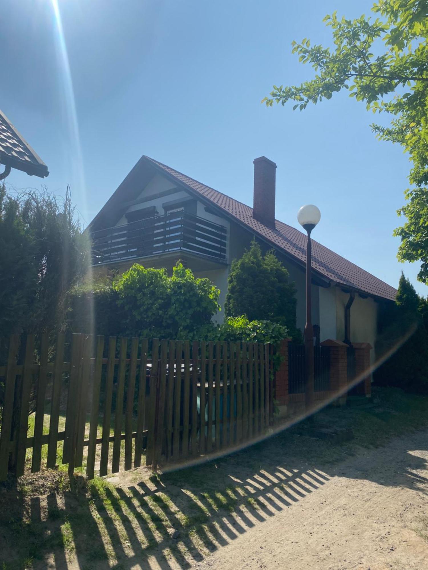 Dom Z Kominkiem Nad Jeziorem W Przybrodzinie Holiday home *