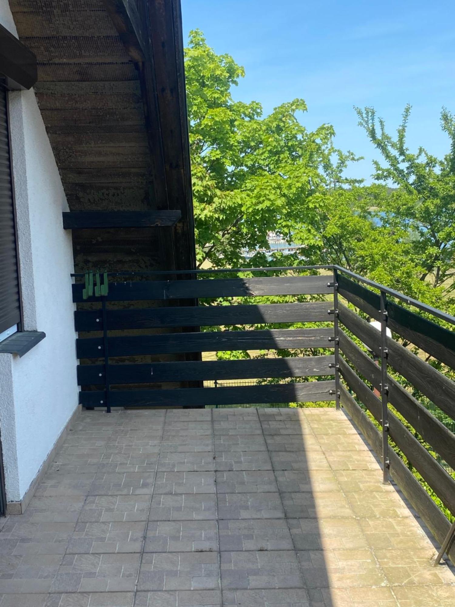 Holiday home Dom Z Kominkiem Nad Jeziorem W Przybrodzinie